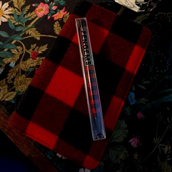 Pengems - pen case & matching pen - red & black - see pics - Picture 1 of 10